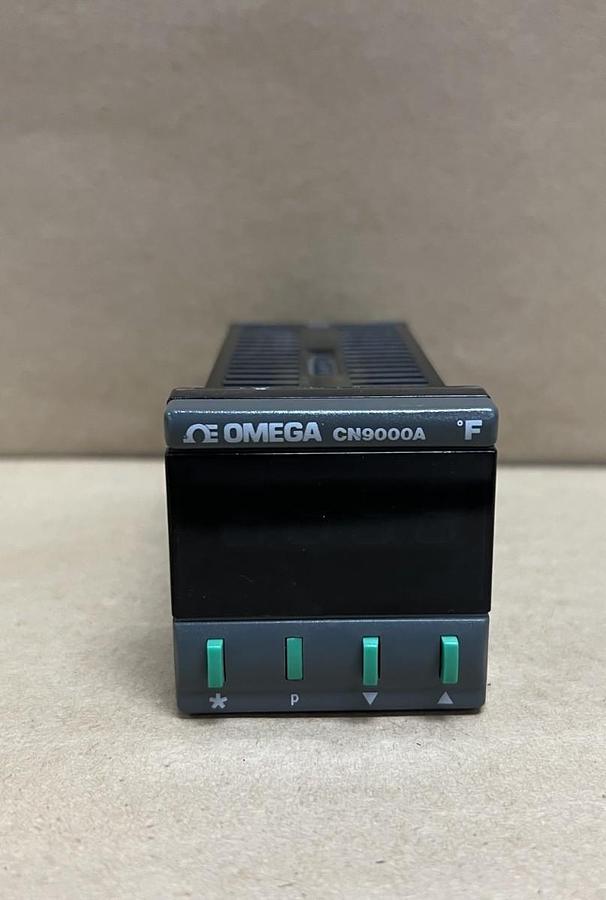 Omega Engineering CN9112A CN9000A Temperature Controller