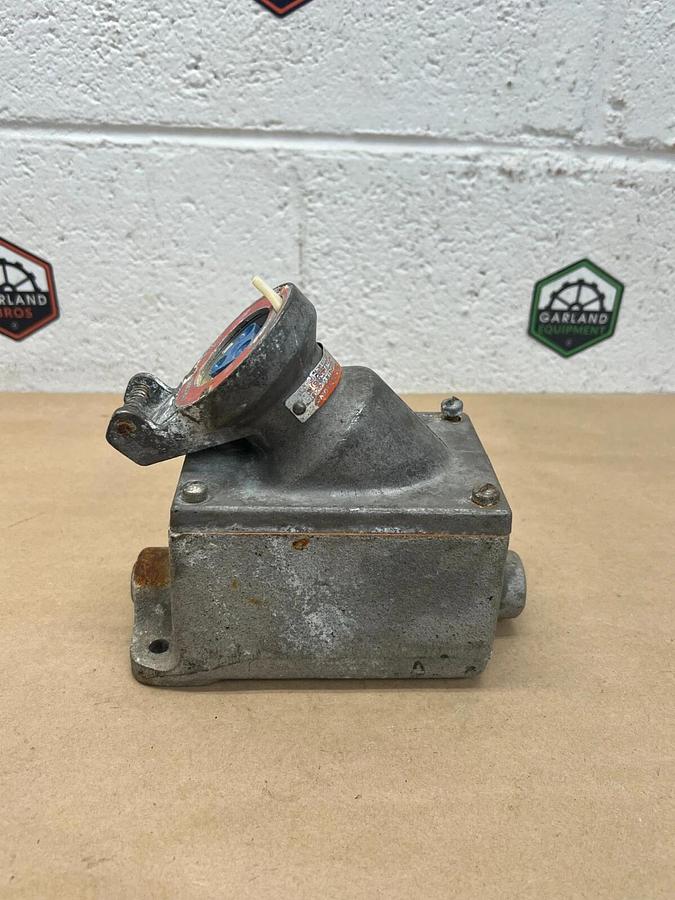Used Crouse-Hinds CPS152NX Delayed Action Arktite Receptacle, 20 A