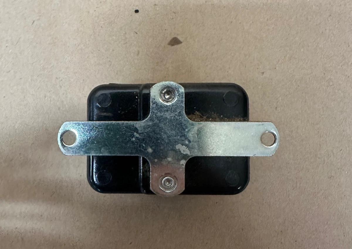 Used ESSEX 184-50102-101 Relay/Socket