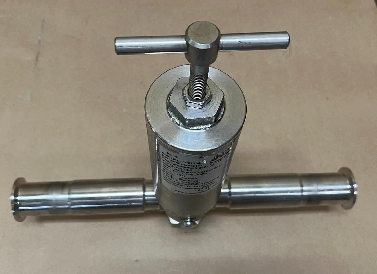 Used Niezgodka Armaturen F051304 Type 71.2, Pressure Reducing Valve