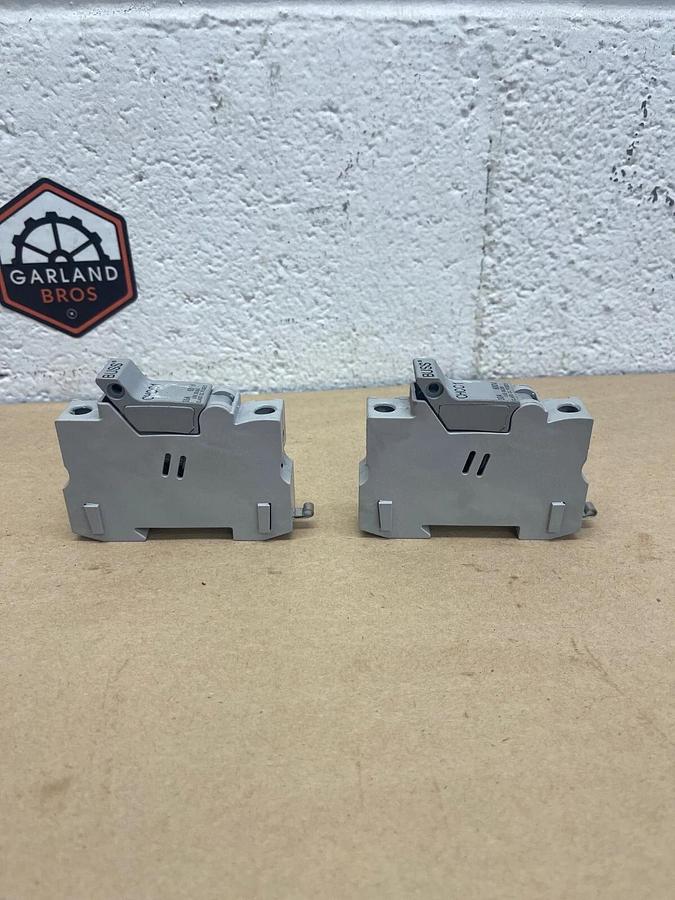 Used Buss (Cooper Bussmann) CHCC1 Fuseholder, 30 A, 600 V - Lot of 2