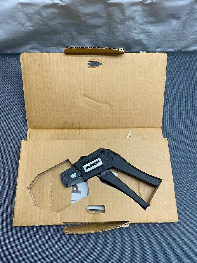 Used AMP Tyco 918438-1 Pistol Grip Hand Tool Crimper