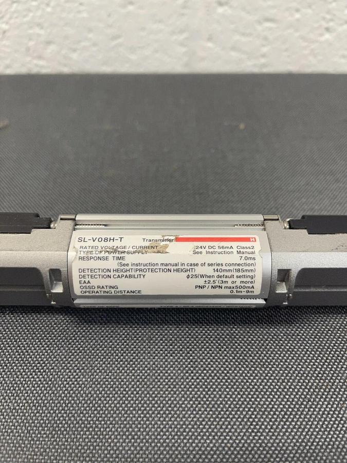 Used Keyence SL-V08H Transmitter, 24V DC 56mA