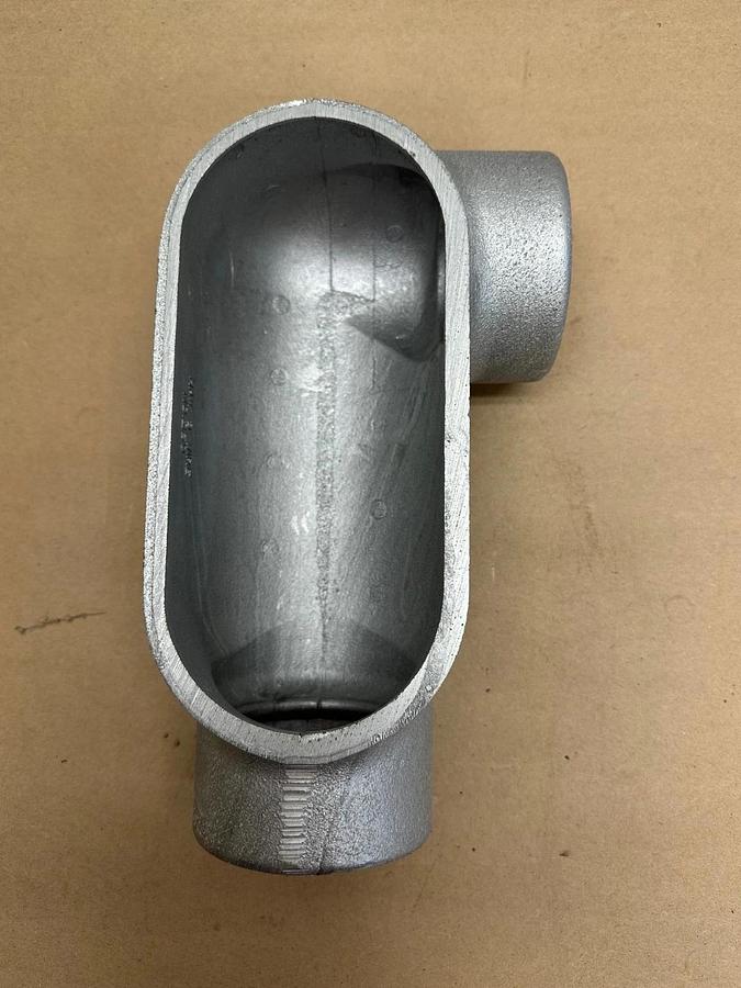 Used Crouse-Hinds LL777 2-1/2” Conduit *NEW*