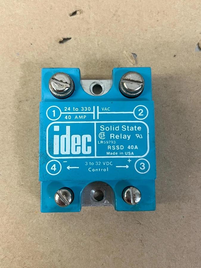 Used idec RSSD Solid State Relay 40A 24-330VAC - Lot of 2