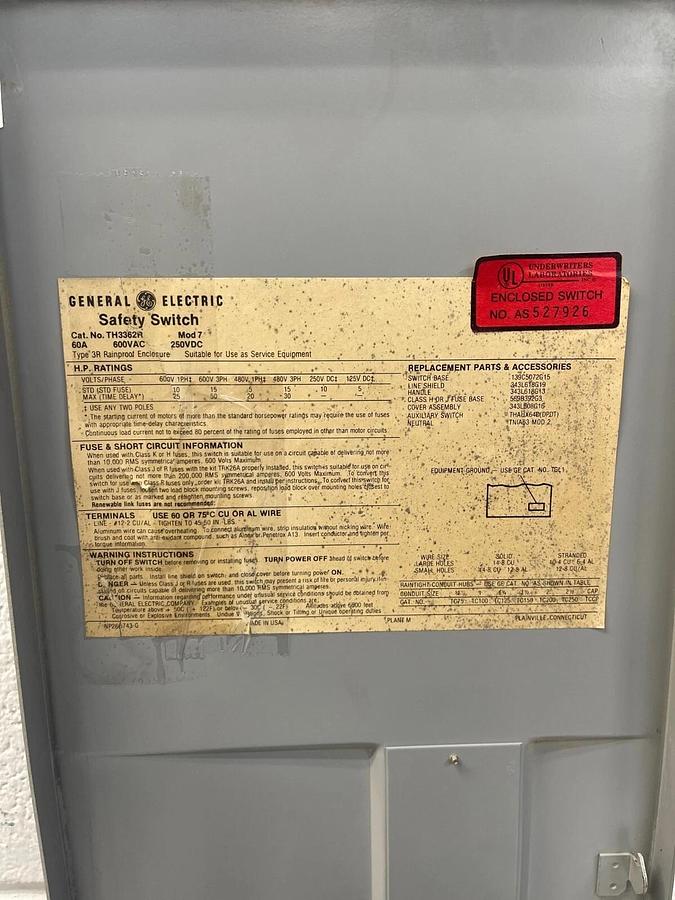 Used General Electric TH3362R , Heavy Duty Safety Switch, 60 A, 600 VAC, 250 VDC