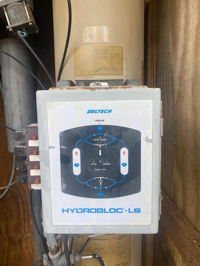 Used Deltech Fair LS 360-DEC-B Heatless Compressed Air Dryer