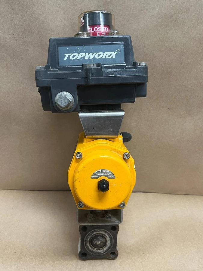 Used El-O-Matic ES0100.U2A04A.19K0 Pneumatic Actuator w/ Topworx DXP-0X1GSEB