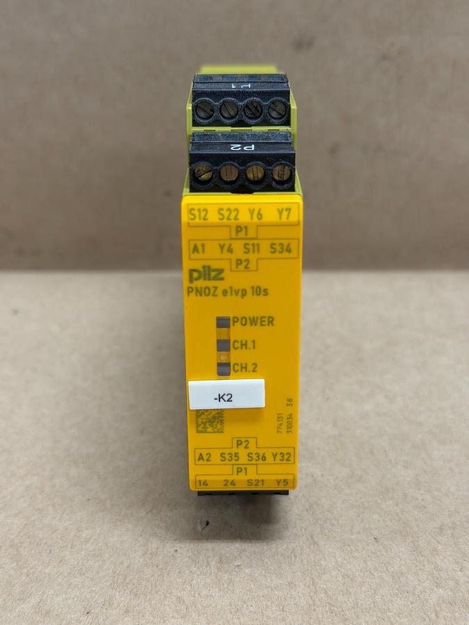 Used Pilz PNOZ e1vp 10s Safety Relay