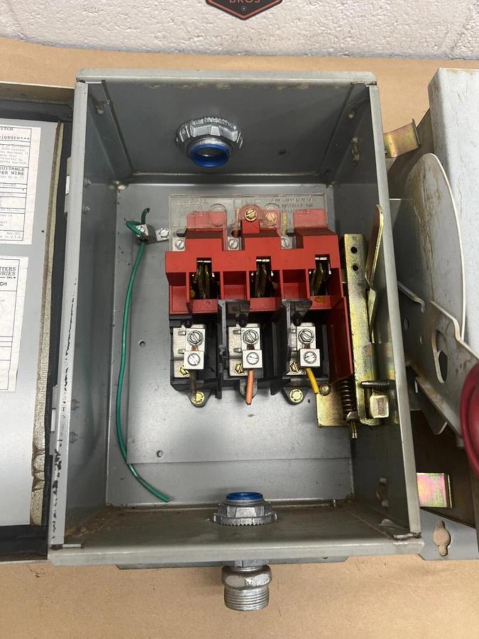 Used Cutler Hammer DH361UDK Heavy Duty Safety Switch 600V, 30A - Lot of 2