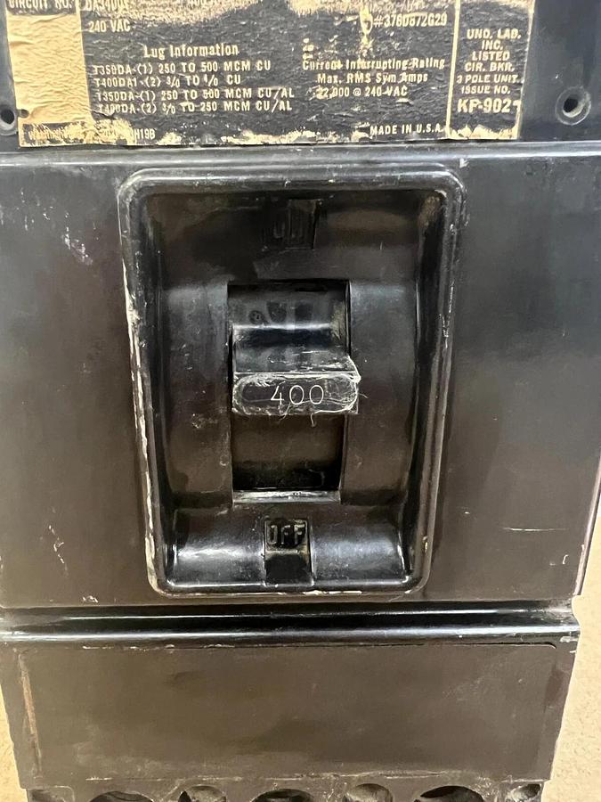 Used Westinghouse DA3400Y 240VAC, 400A Circuit Breaker