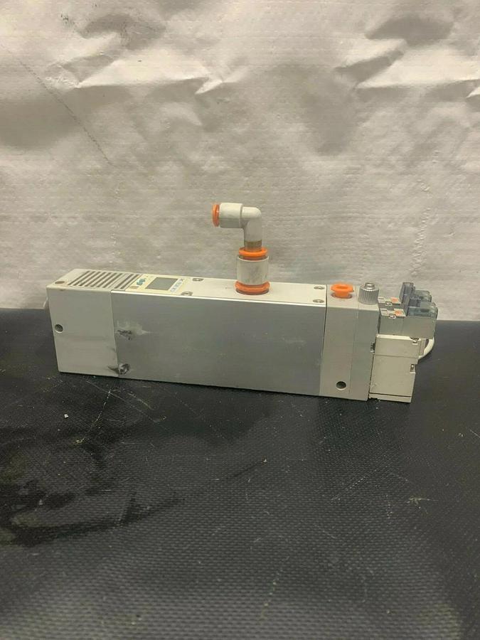 Used SMC NZL112-K15LZ Vacuum Ejector w/ Digital Pressure Switch