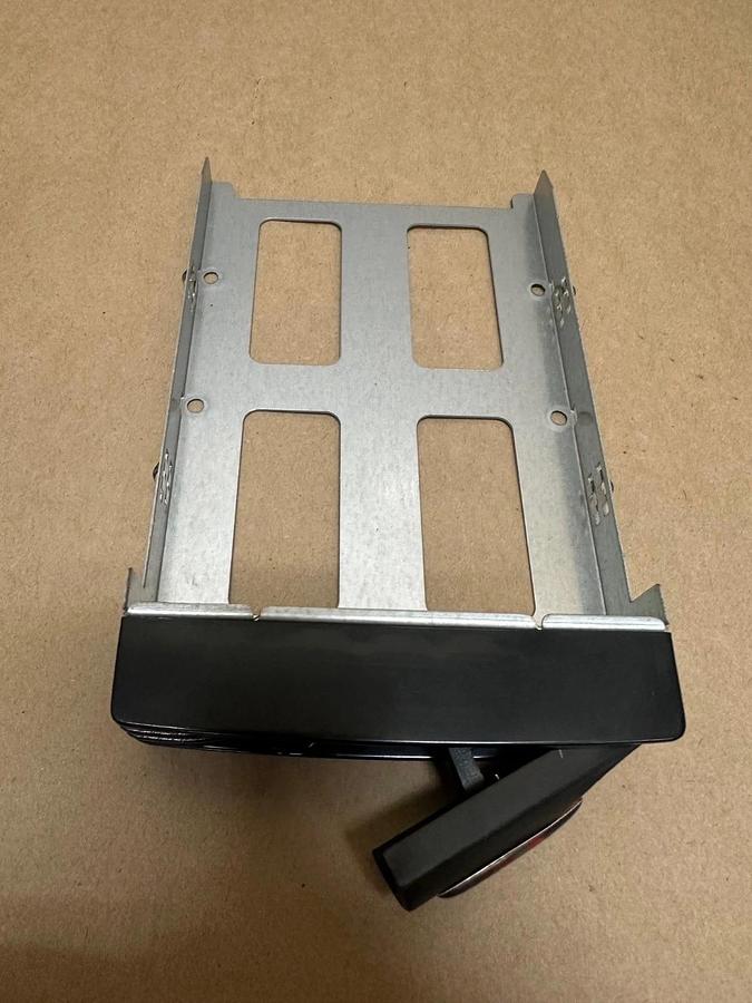 Used 4 Bay SATA Horizontal Enclosure w/ Trays