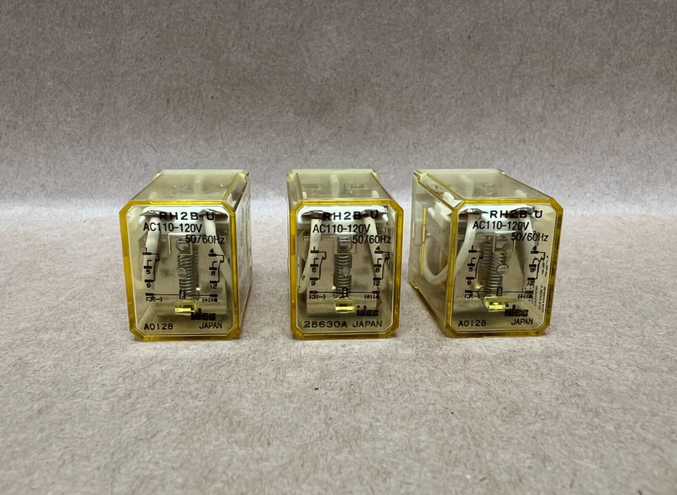Used idec RH2B-U AC110-120V Relay - Lot of 3