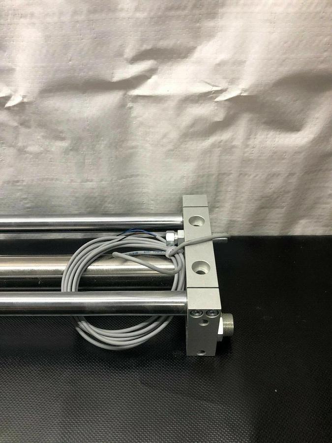 Used Festo SLM-32-545-KF-A-G-S-CV-CH-PV-PH Pneumatic Linear Drive