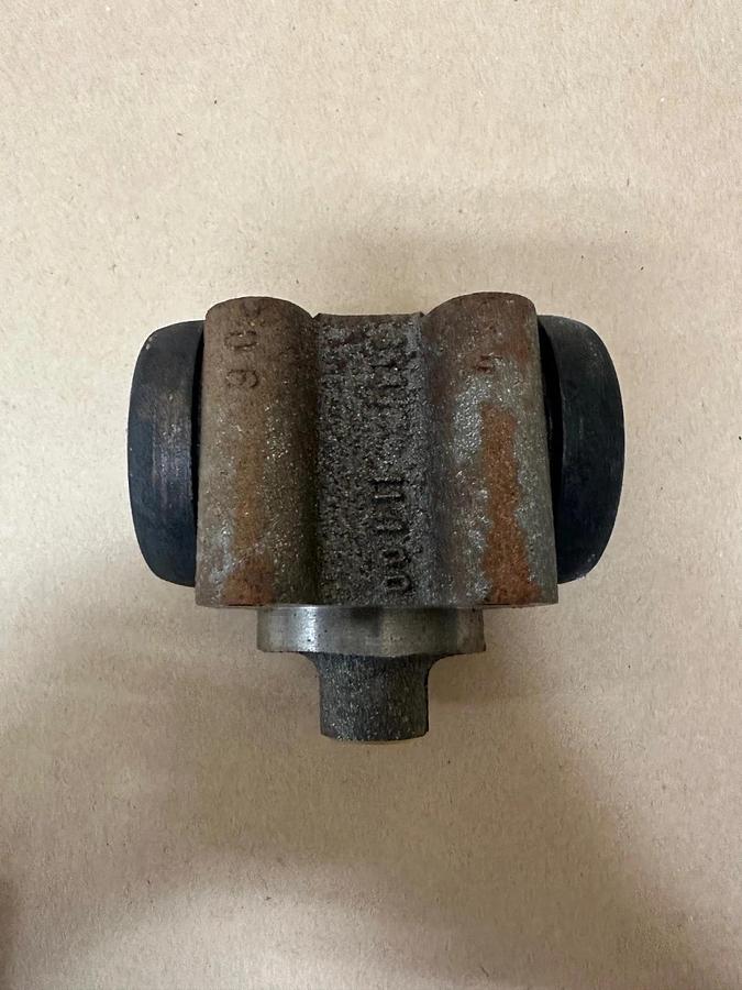 Used CAT MCF00215 Wheel Cylinder Assembly *NEW*