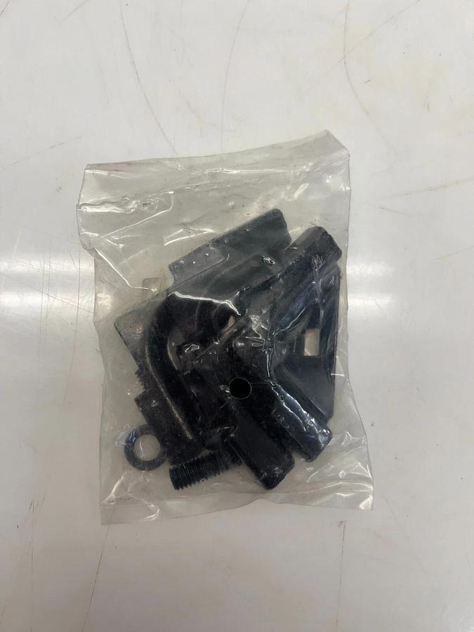 Chatsworth 11302-701 Junction Kit, 1-1/2” Stringer, BK - Lot of 7