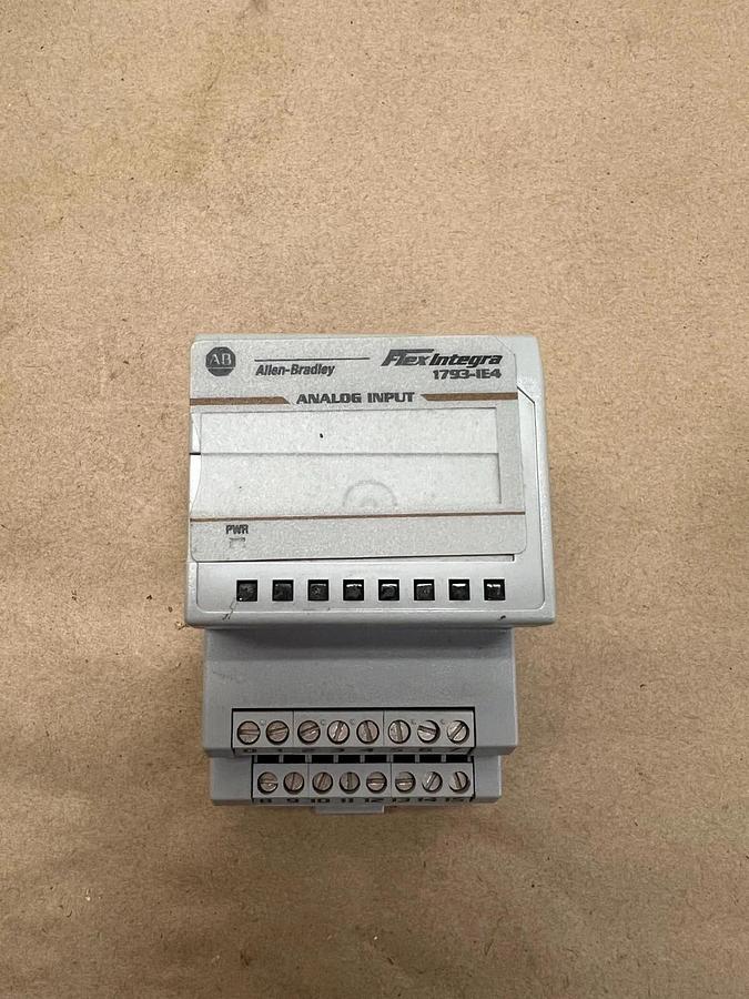 Allen Bradley 1793IE4 Ser. A Analog Module