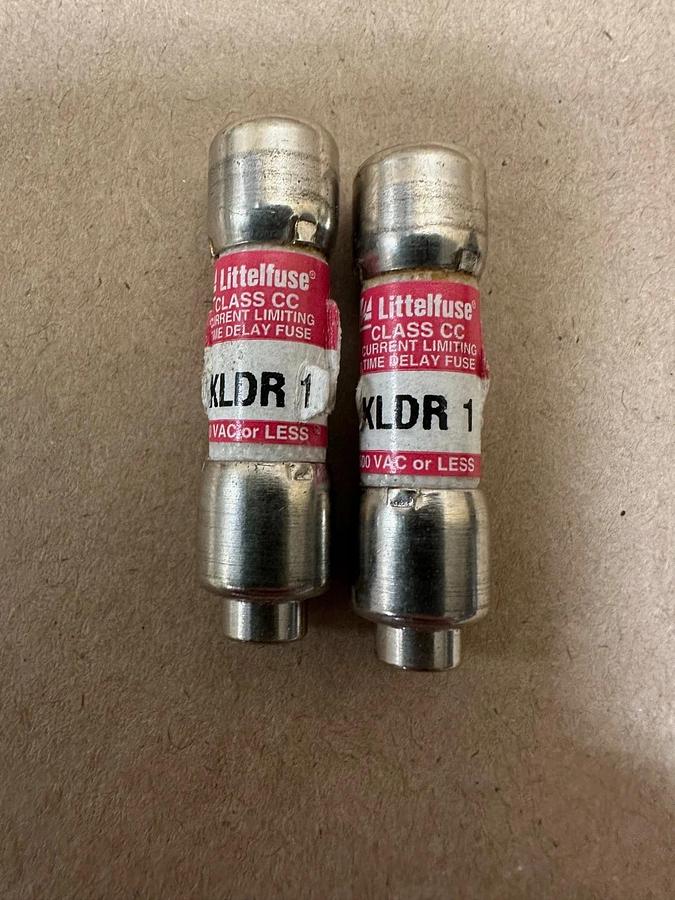 Used ACME Transformer E52283 Fuse Holder w/ Littelfuse KLDR 1 Fuses