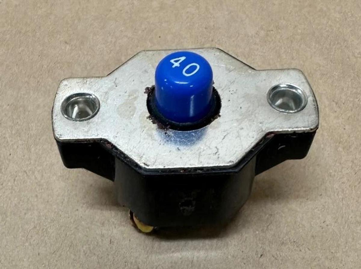 Used CAT 9Y-0951 Circuit Breaker Assembly *NEW*