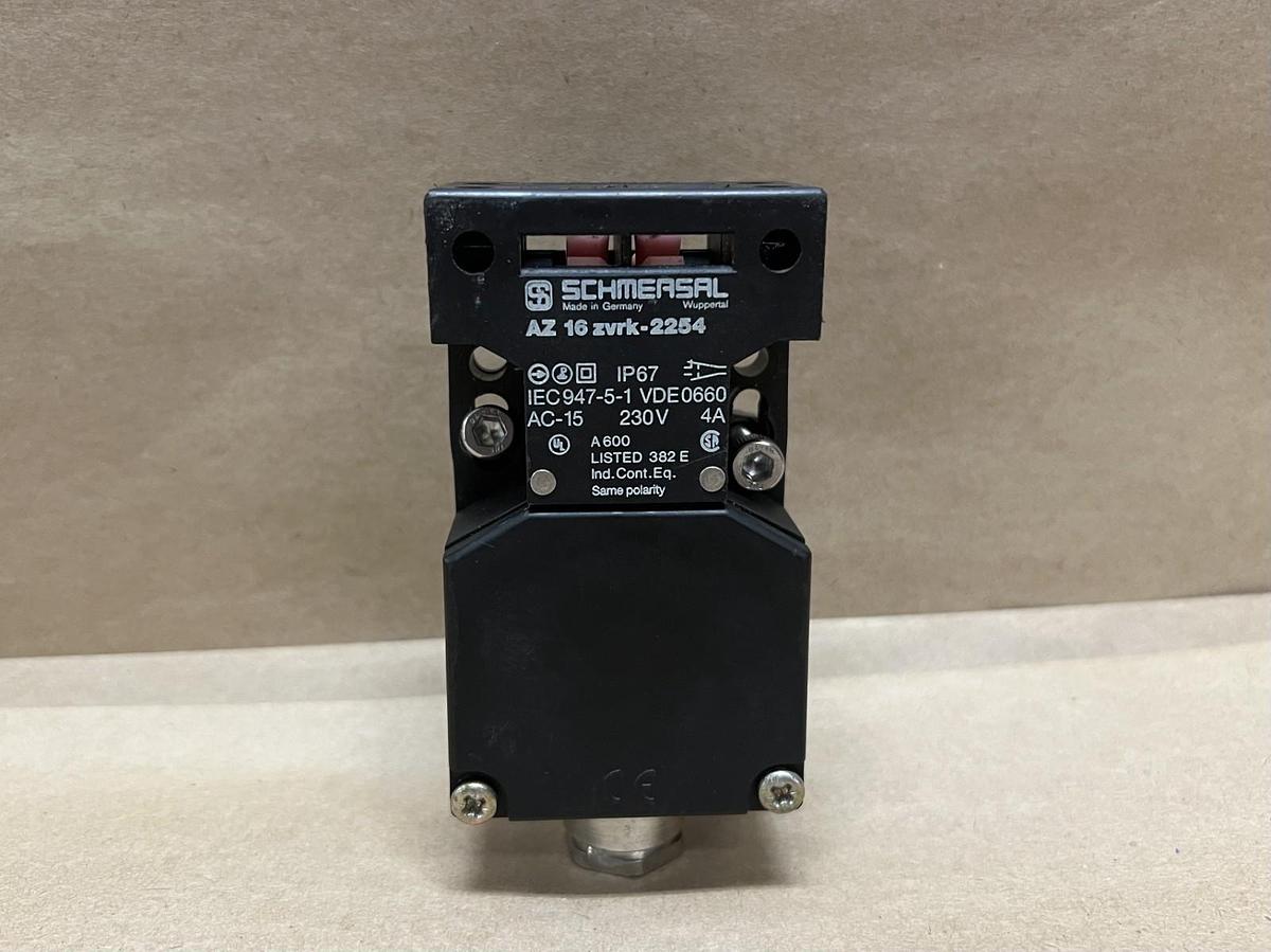 Used Schmersal AZ 16zvrk-2254 Safety Switch