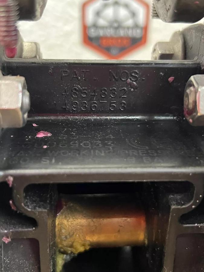 Used Ingersoll Rand 666053-388 (4854832) ARO Diaphragm Pump * Missing Air Connect