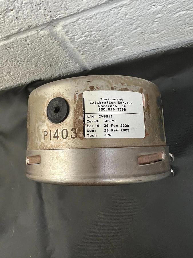 Used Labom PI403 Pressure Gauge