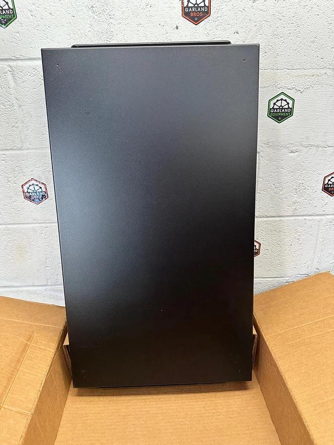 NVent Hoffman PB185 Solid Base *NEW*