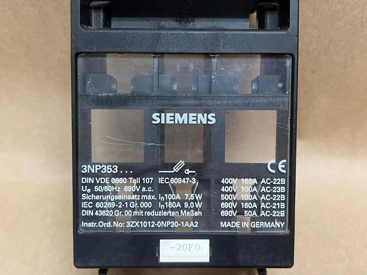 Used Siemens 3NP353 Disconnect Fuse Enclosure