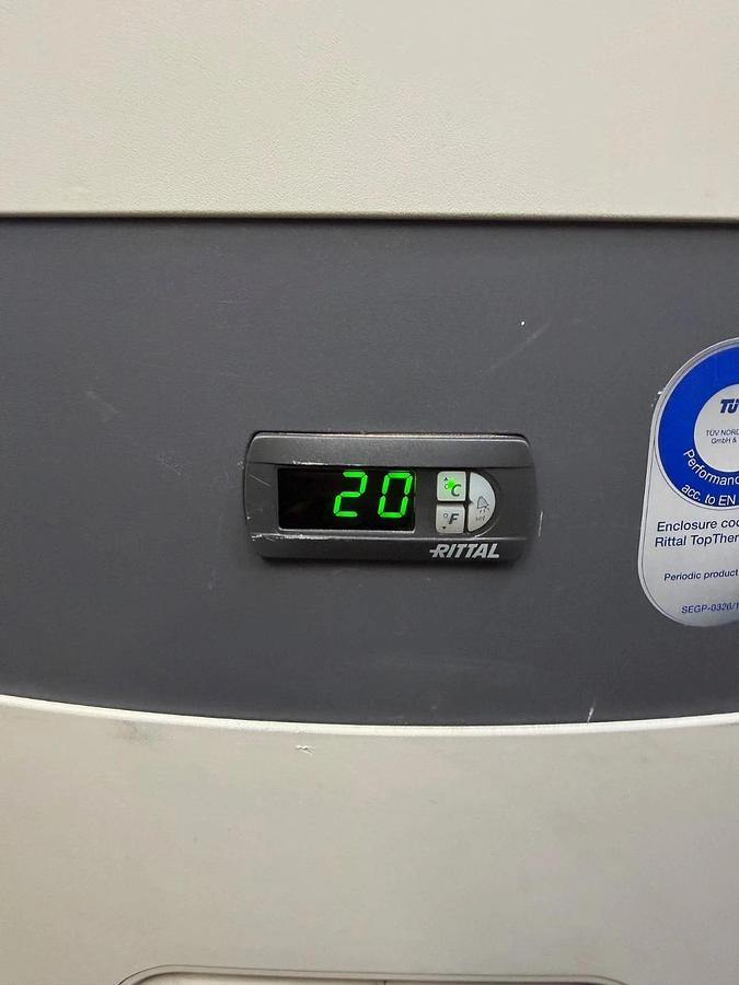 Used Rittal 3304510 Enclosure Cooling Unit, 26-28A, 115V, *Tested*