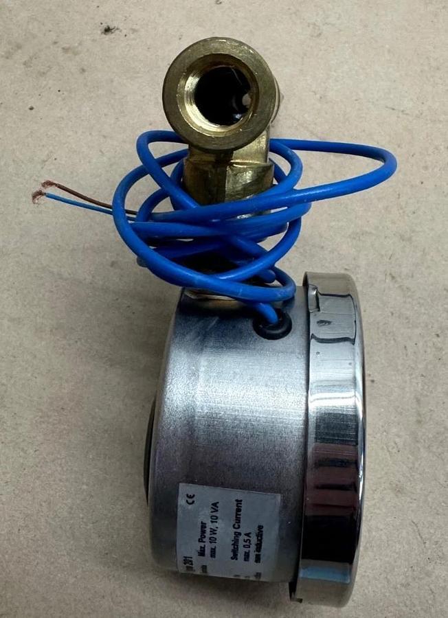 Used McDaniel Controls Inc. Type 201, Switch Type 201, Switching Operate