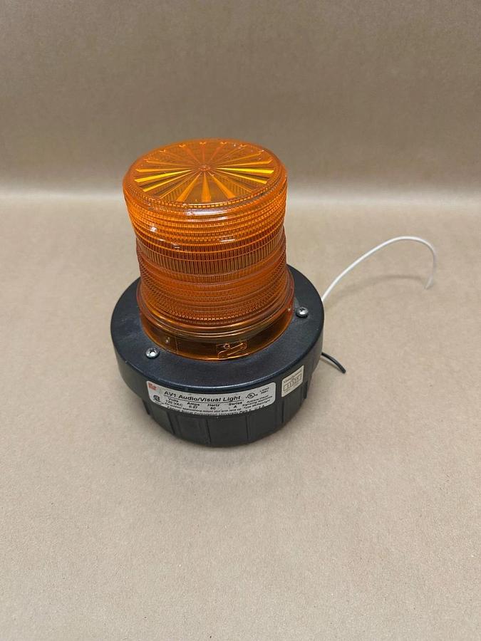 Used Federal Signal Corp. AV1-LED-120A Audio/Visual Light, 120VAC, 60H