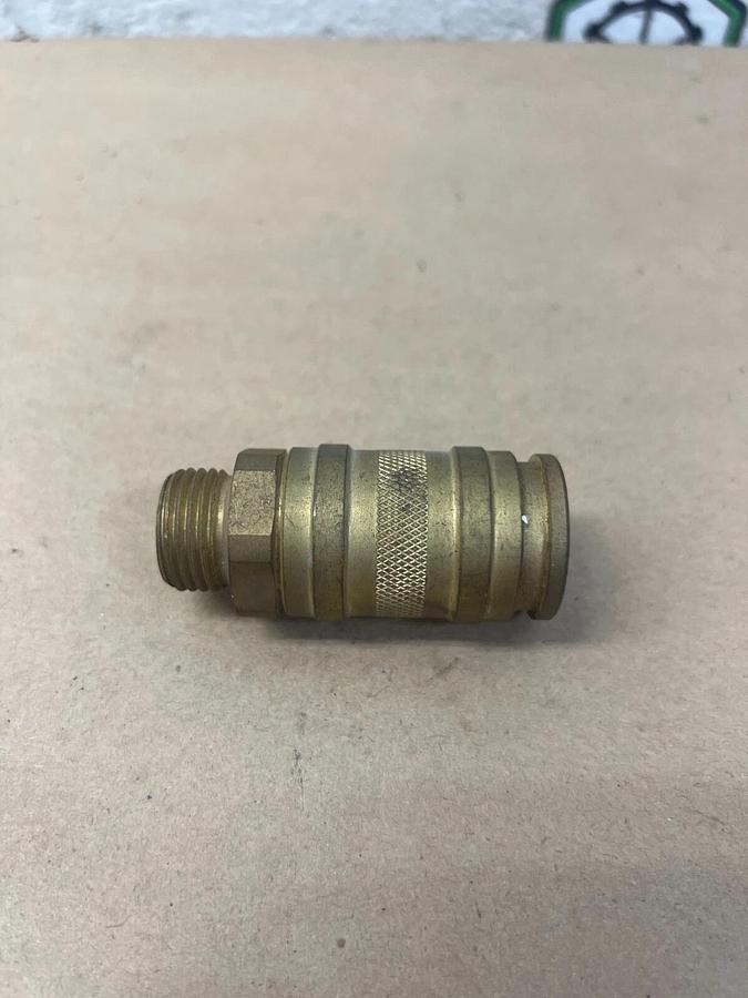 Used Female Hydraulic Coupler