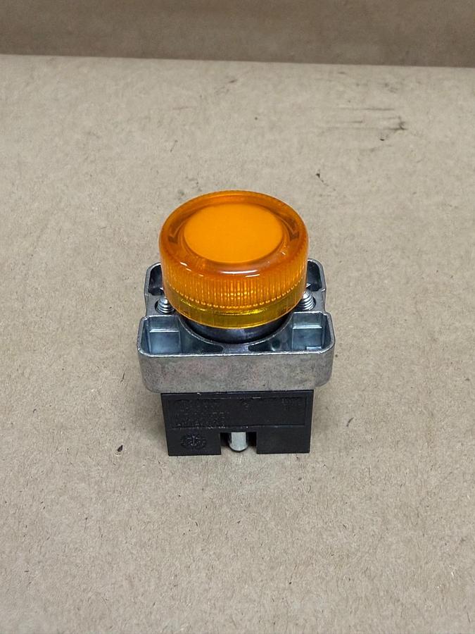 Used AutomationDirect GCX1233-24L Amber Indicator Light, ECX1050