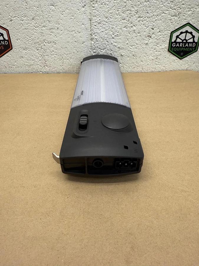 Used Nvent Hoffman EL900D LED Enclosure Light, 100-240V, 50/60Hz