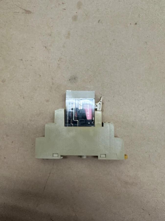 Used OMRON G2R-2-S(S), 2755C Relay with Base