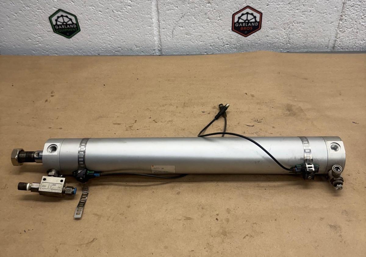 Used SMC CDG10A50-350 Air Cylinder