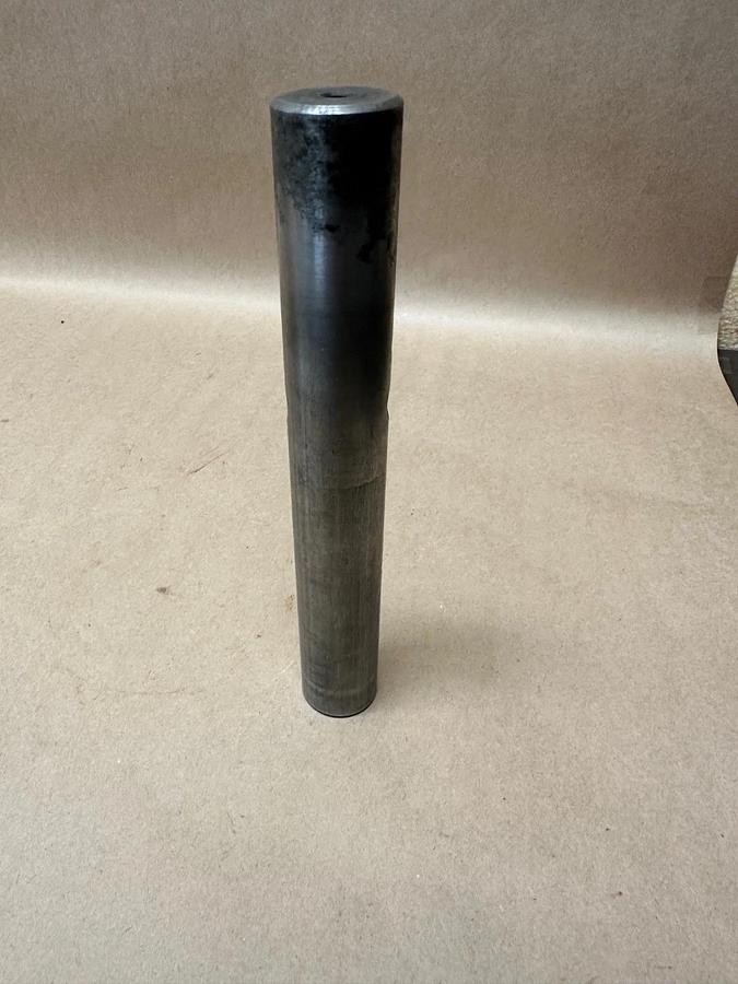 CAT OAL: 8 3/4”, D: 1 1/4” Kingpin *NEW*