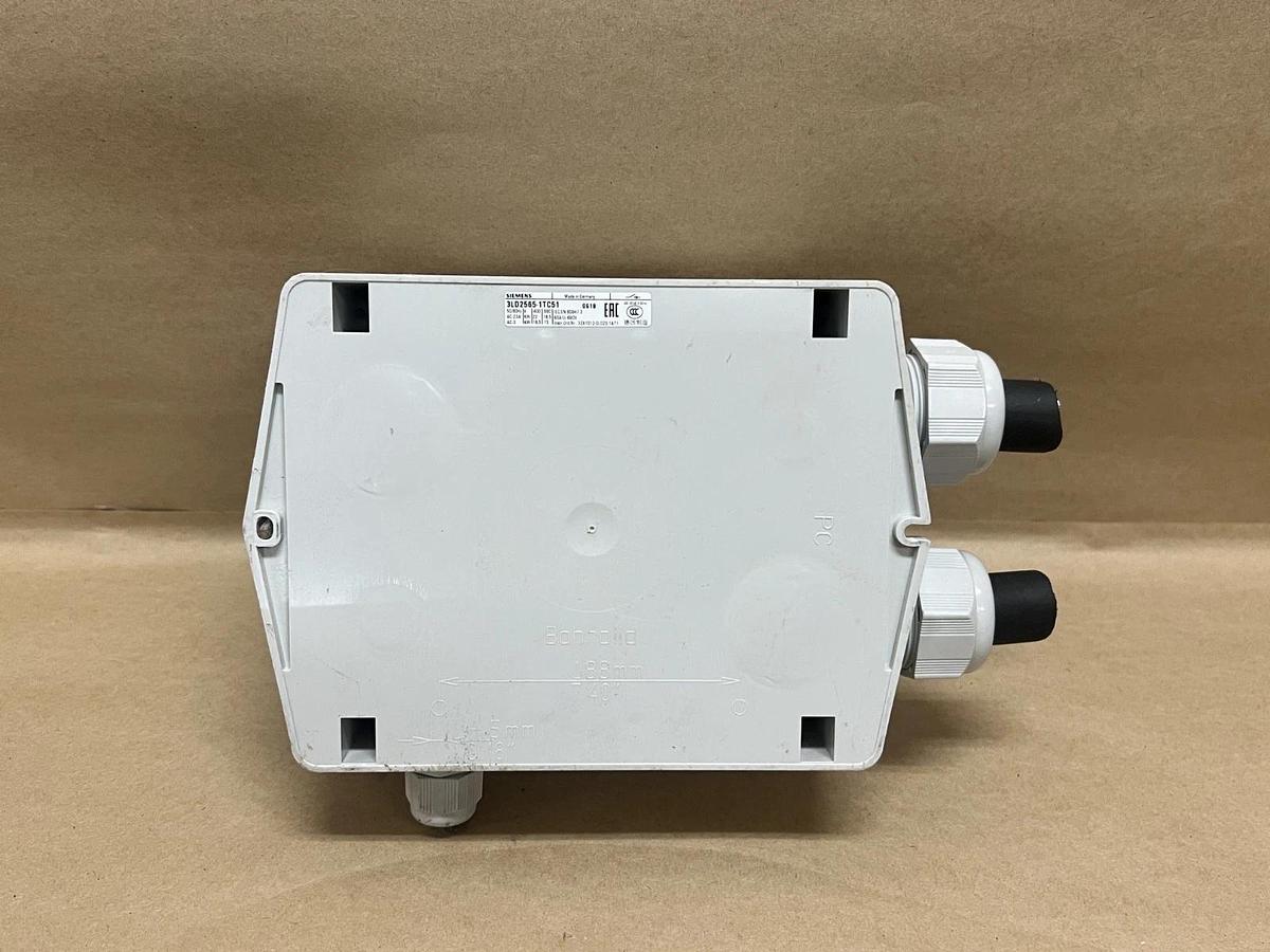 Used Siemens 3LD2565-1TC51 Non-Fused Isolator Switch - Lot of 2