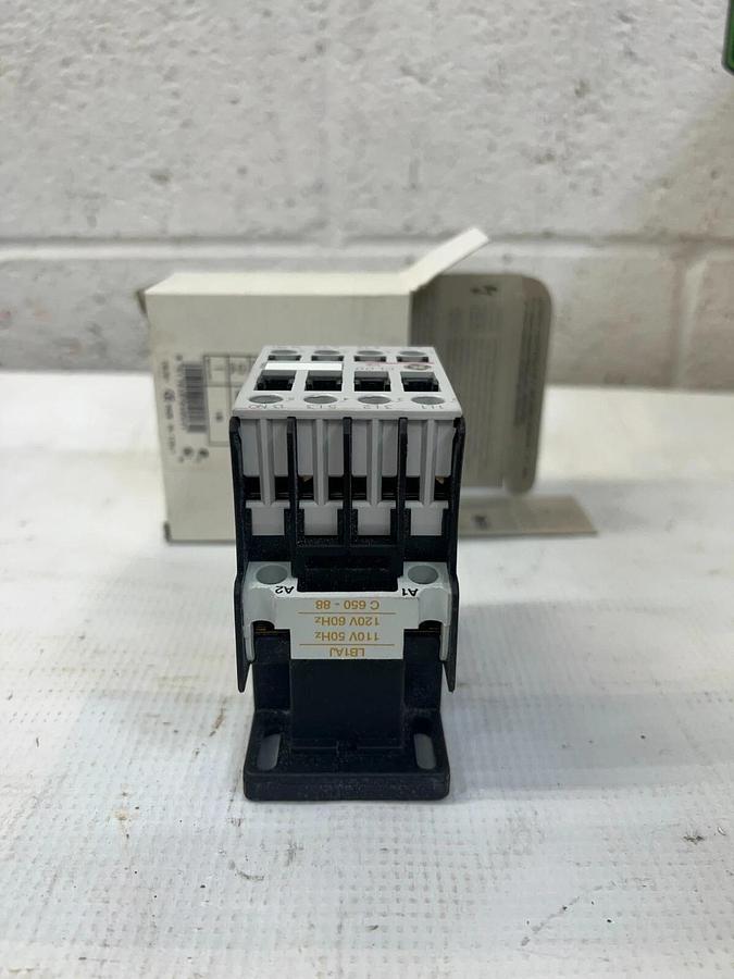 Used General Electric CL00A310TJ Contactor