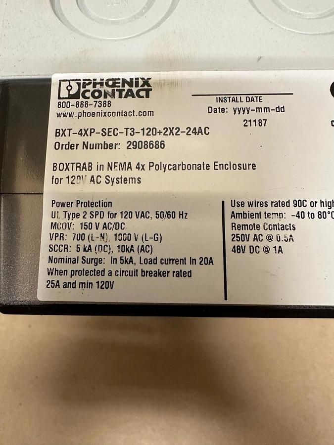 Used Phoenix Contact BXT-4XP-SEC-T3-120+2X2-24AC Surge Protection Device