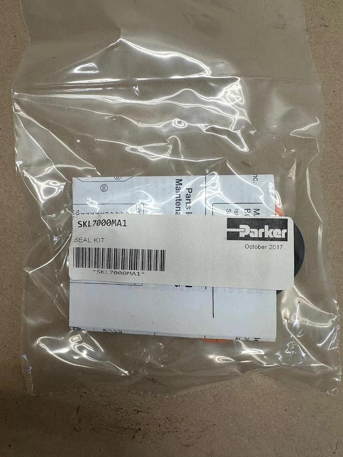 Used Parker SKL7001MA1 2 Rod Seal Kit