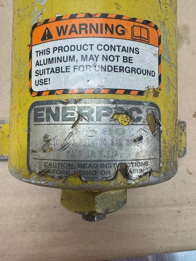 Used Enerpac P80 Hydraulic Hand Pump w/ Pressure Gauge & Jack Fitting