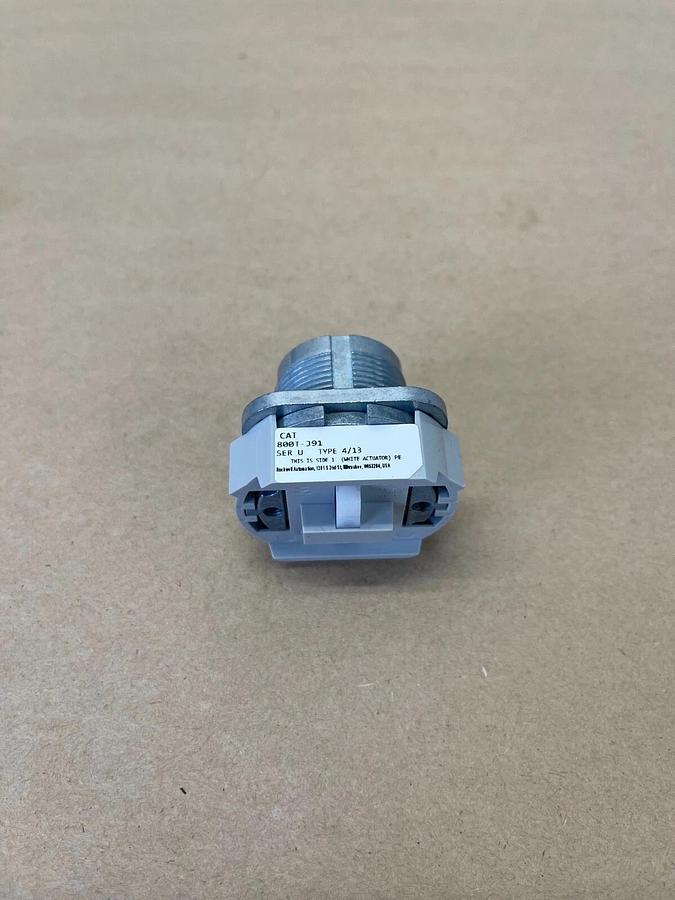 Allen-Bradley 800T-J91 30 mm Selector Switch, 800T PB 3 Position Non-Illuminated