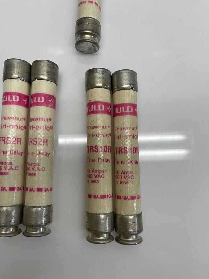 Used Gould Shawmut Tri-onic Time Delay Fuses TRS10R 10A, TRS2R 2A, TRS15R 15A 600VAC