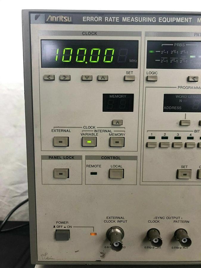 Used Arnitsu ME522A Error Rate Measuring Equipment. Receiver and Transmitter