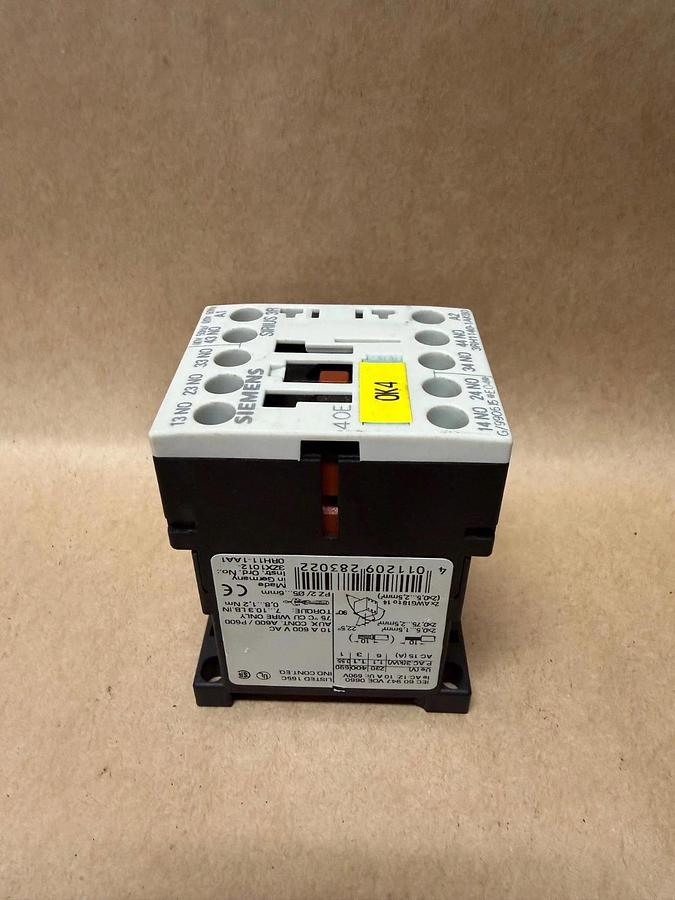 Used Siemens 3RH1140-1AK60 Contactor