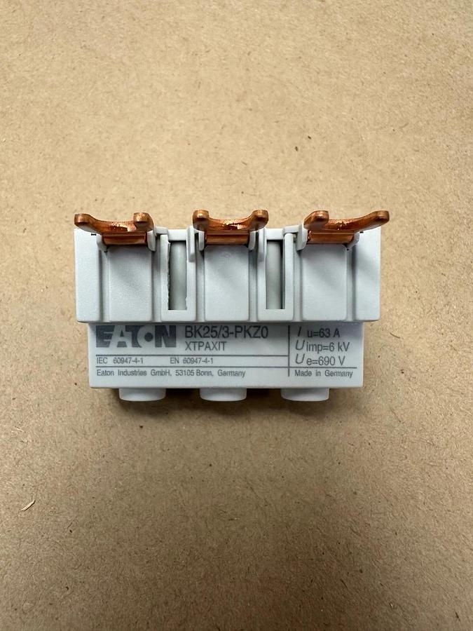 Eaton XTPAXIT BK25/3-PKZ0 Terminal *NEW*