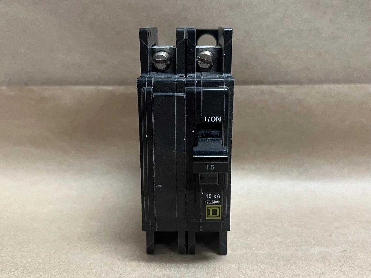 Used Square D QOU215 15A, 10 kA, 2P Circuit Breaker