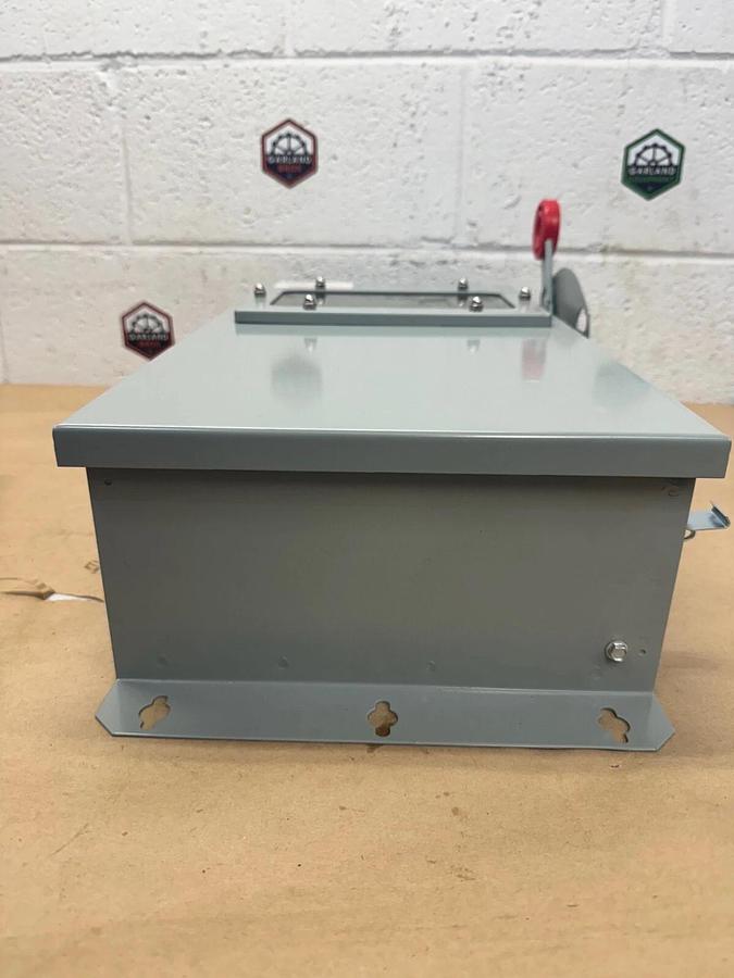 Eaton DH363UDKW Heavy Duty Non-Fused Safety Switch, 100 A, 3 P, 600 V